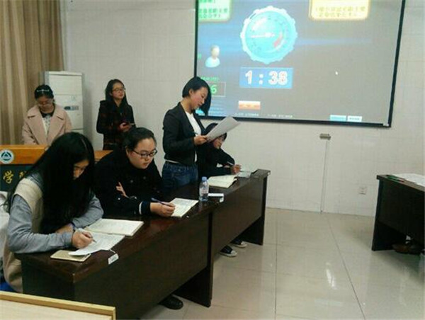 天美娱乐
辩论队参加“江南之春”第十五届校级辩论赛初赛