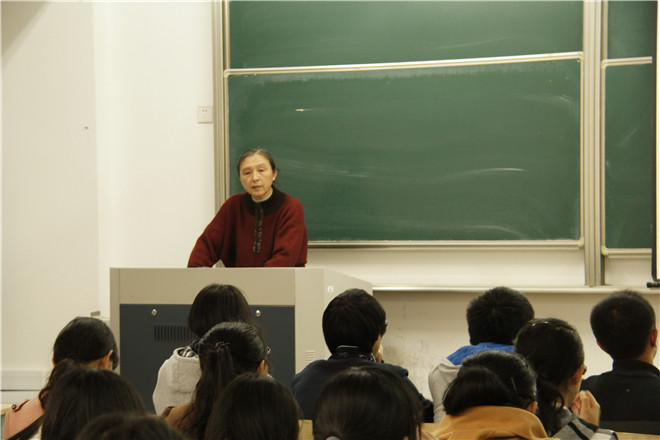 天美娱乐官网
形势与政策课之大学生反腐倡廉教育